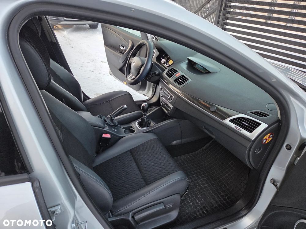 Renault Megane 1.6 16V 110 Authentique - 16