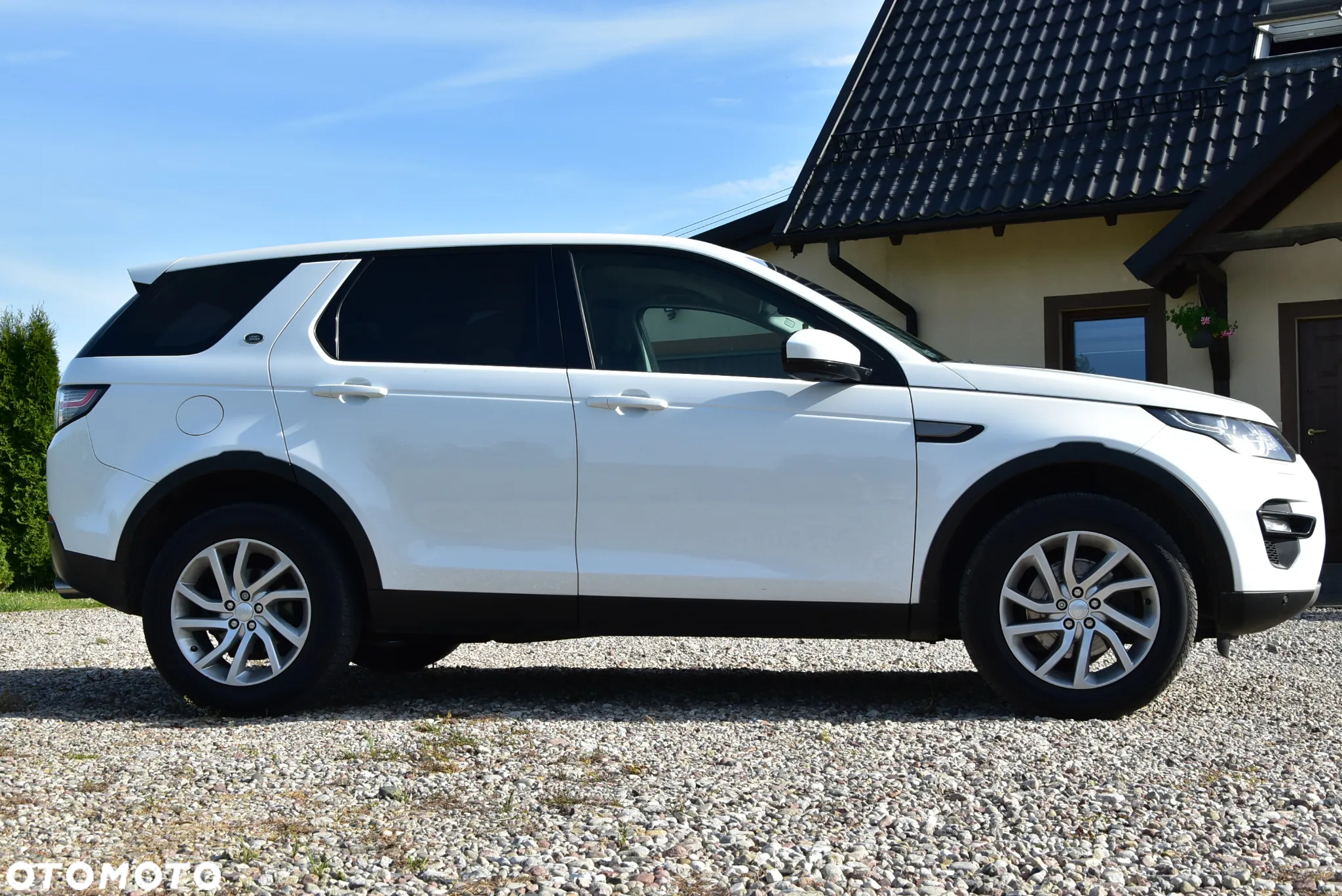 Land Rover Discovery Sport 2.0 TD4 HSE Luxury - 4