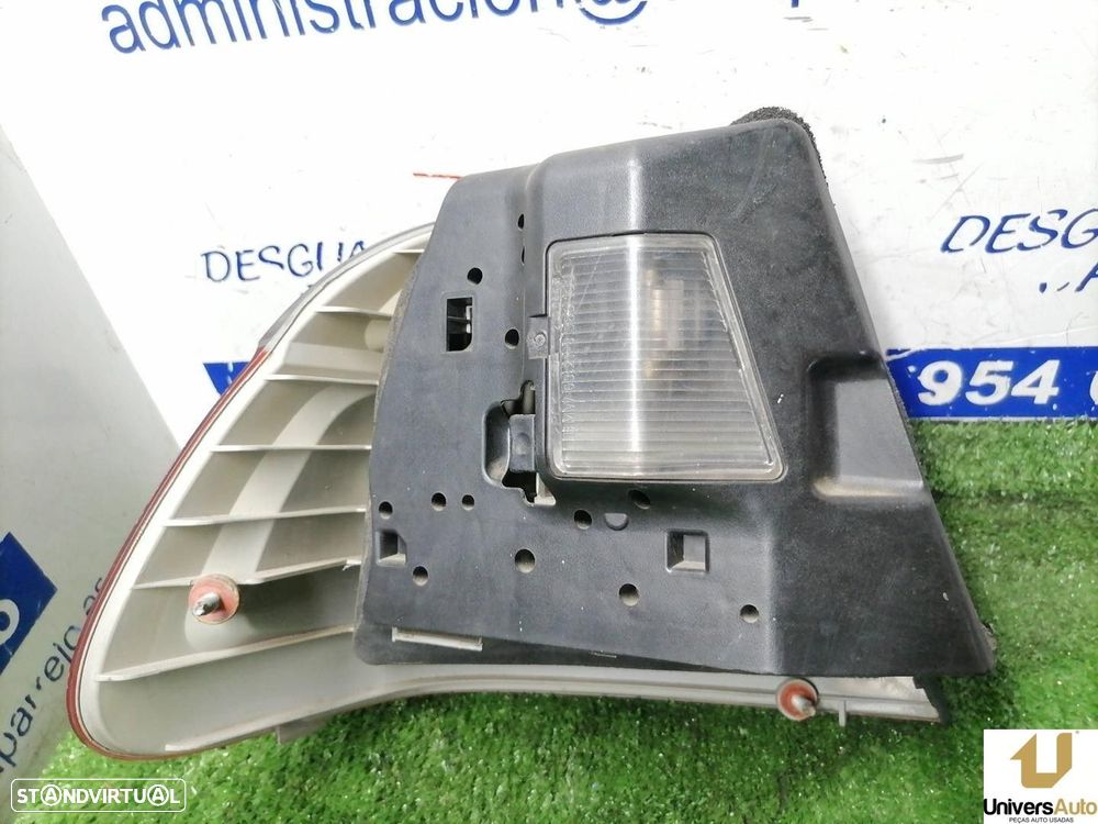 FAROLIM TRASEIRO DIREITO BMW 3 1999 - - 3