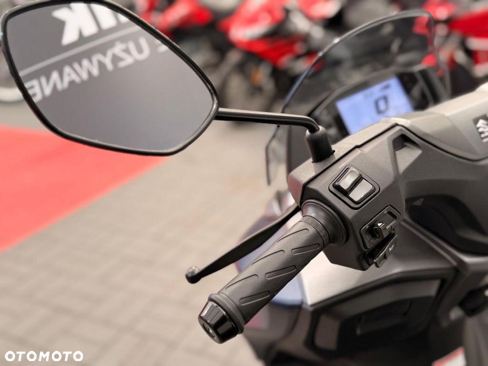 Suzuki Burgman - 7