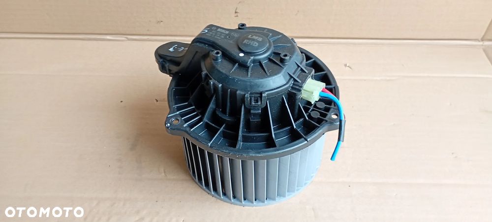 Wentylator silnik dmuchawy nagrzewnicy Kia Sportage III F00S3B2442 - 3