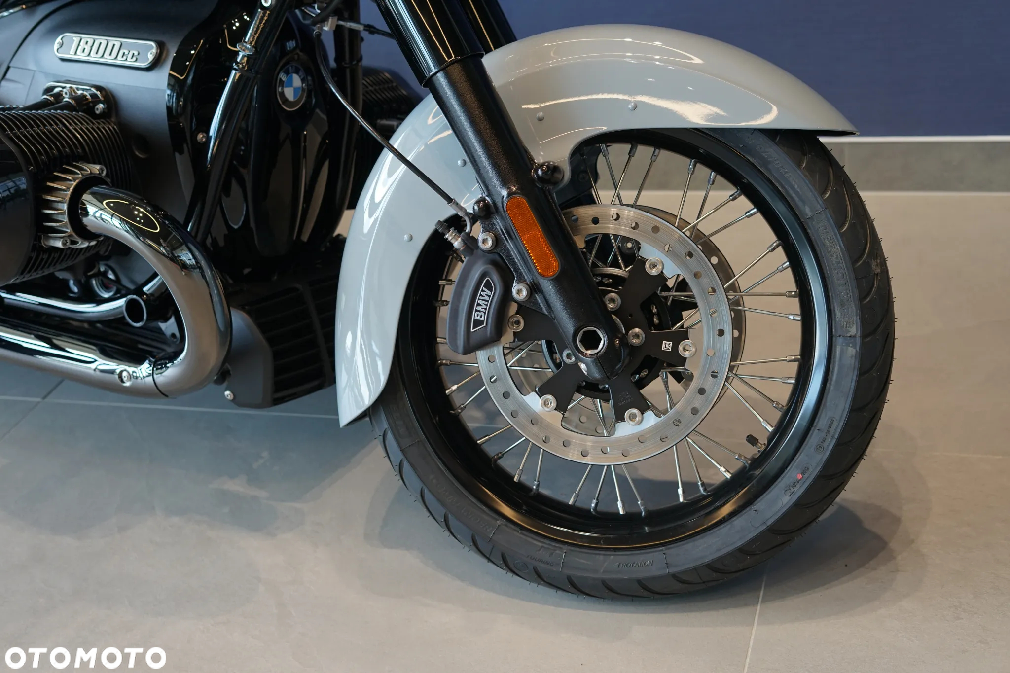 BMW R - 12