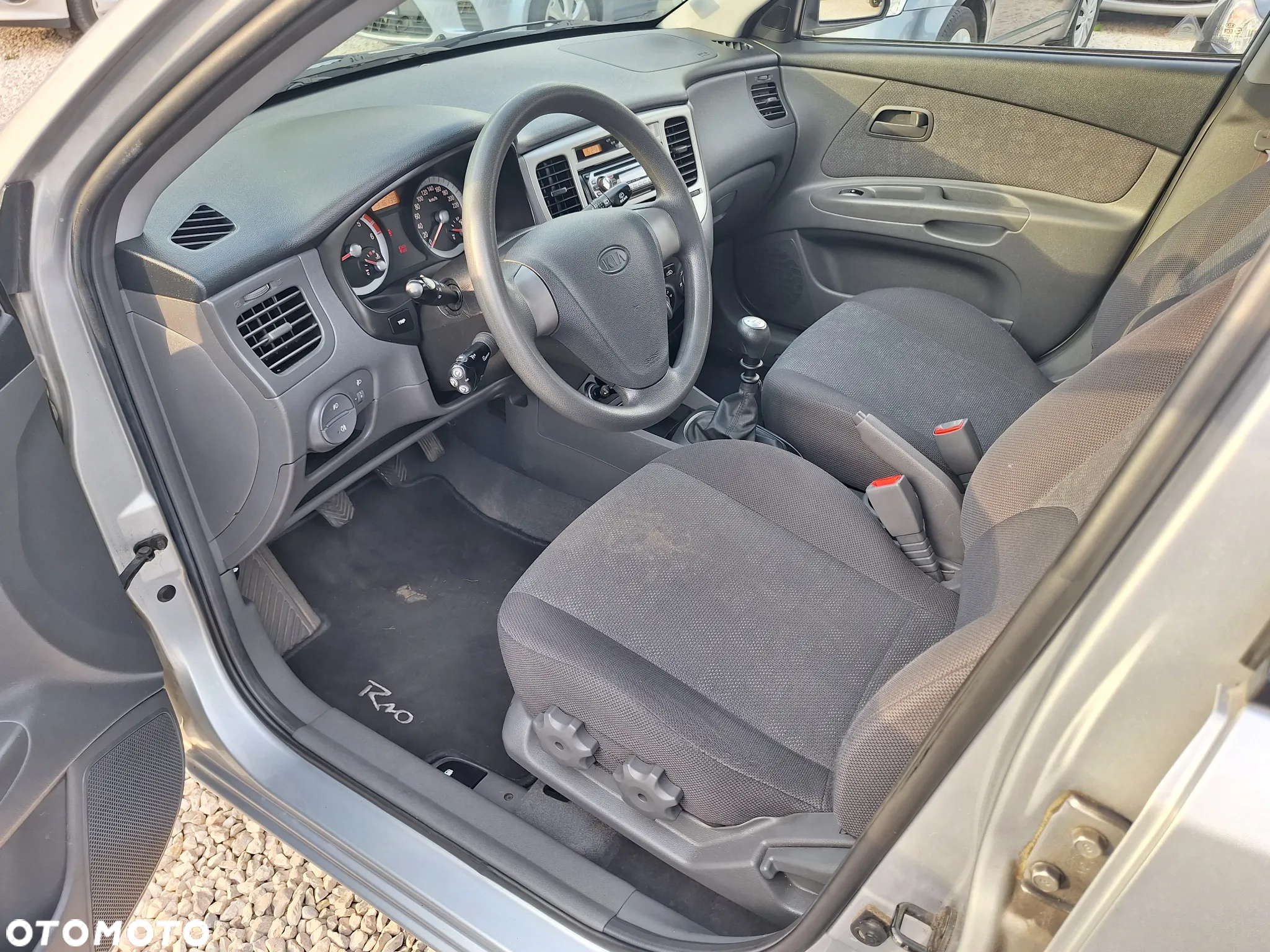 Kia Rio 1.5 CRDi Comfort - 12