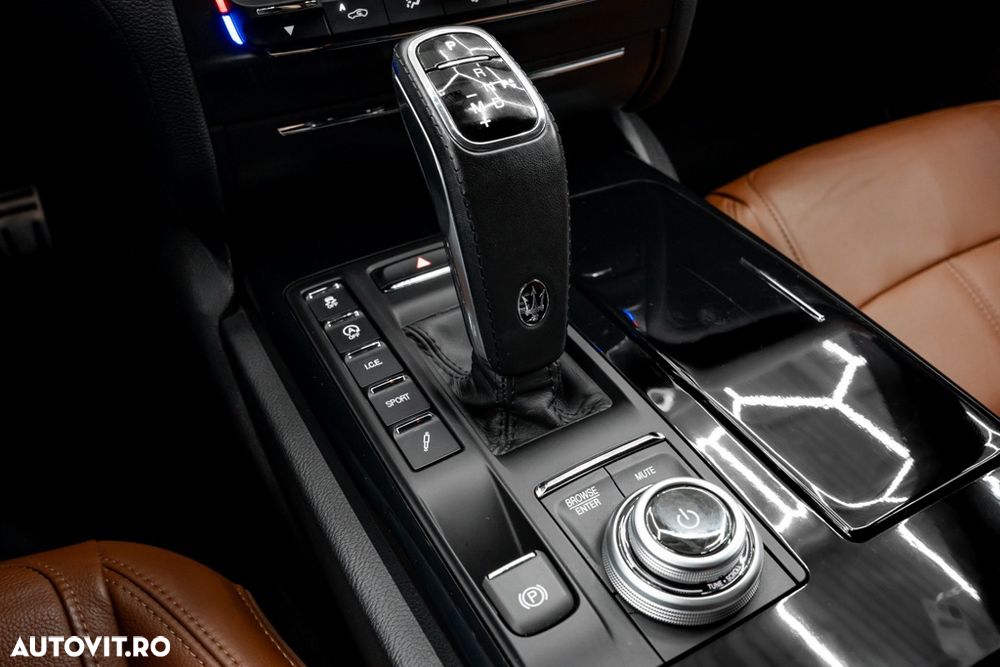 Maserati Ghibli GT Hybrid - 36