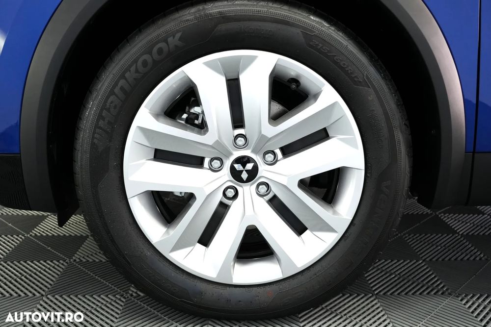 Mitsubishi ASX - 12