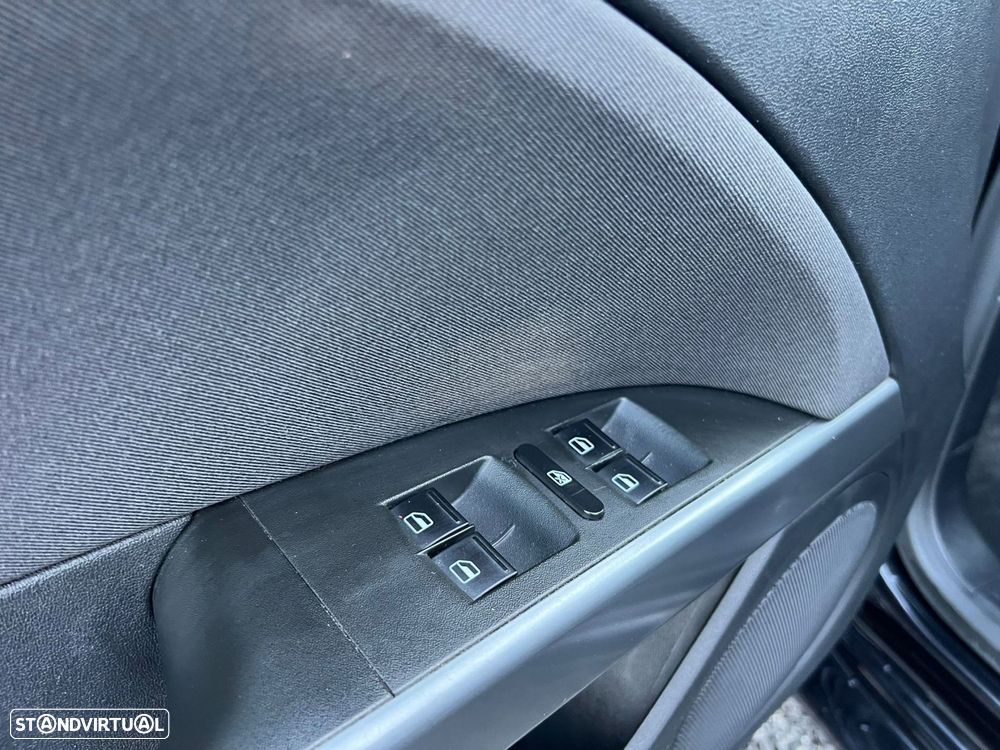SEAT Leon 1.6 TDI Ecomotive Copa Plus - 34