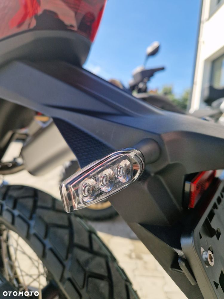 QJMOTOR SRT 125DX - 10