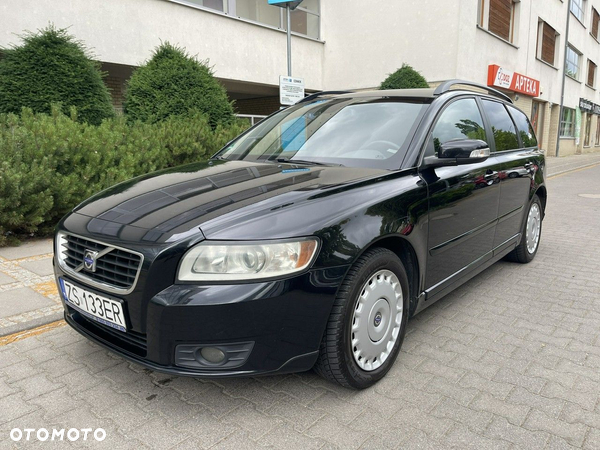 Volvo V50