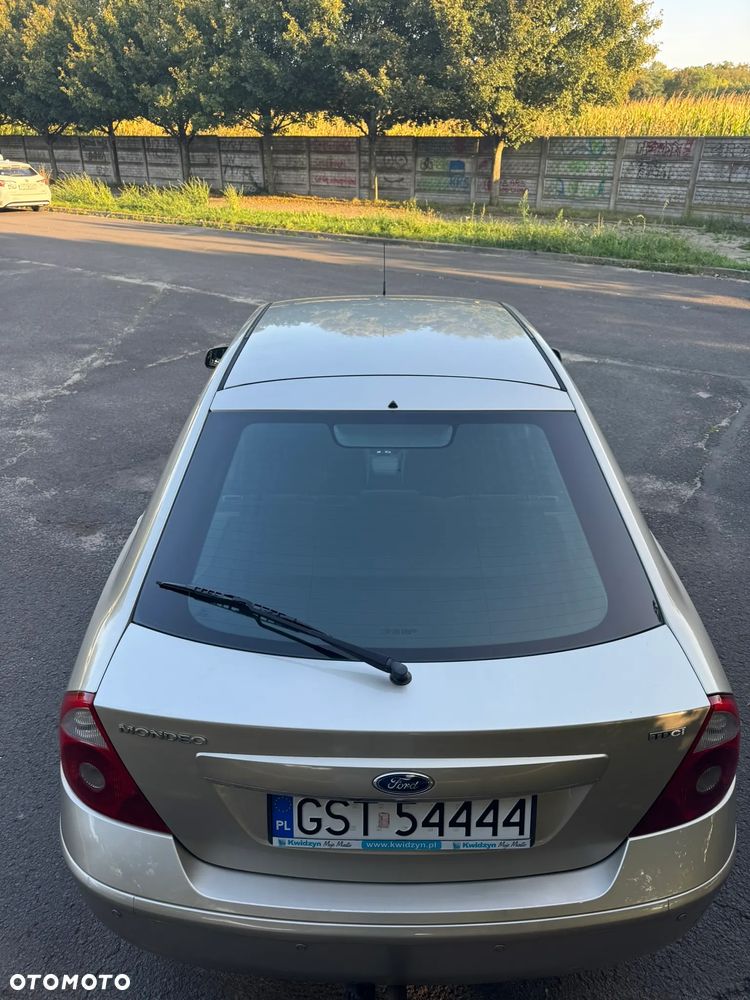 Ford Mondeo - 8