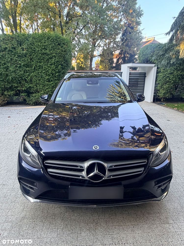 Mercedes-Benz GLC - 4
