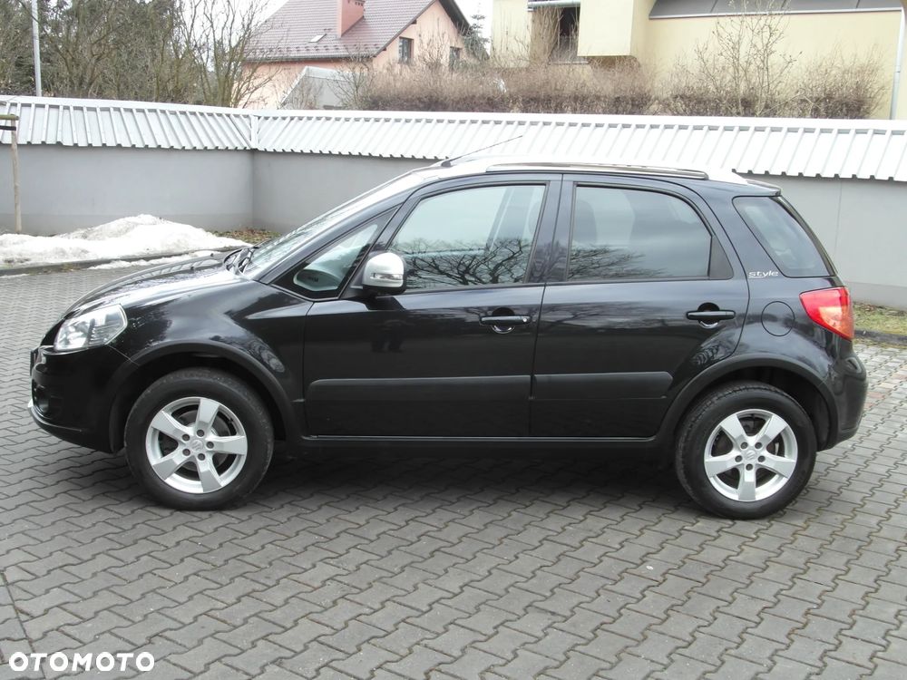 Suzuki SX4 Classic 1.6 VVT 4x4 Style - 3