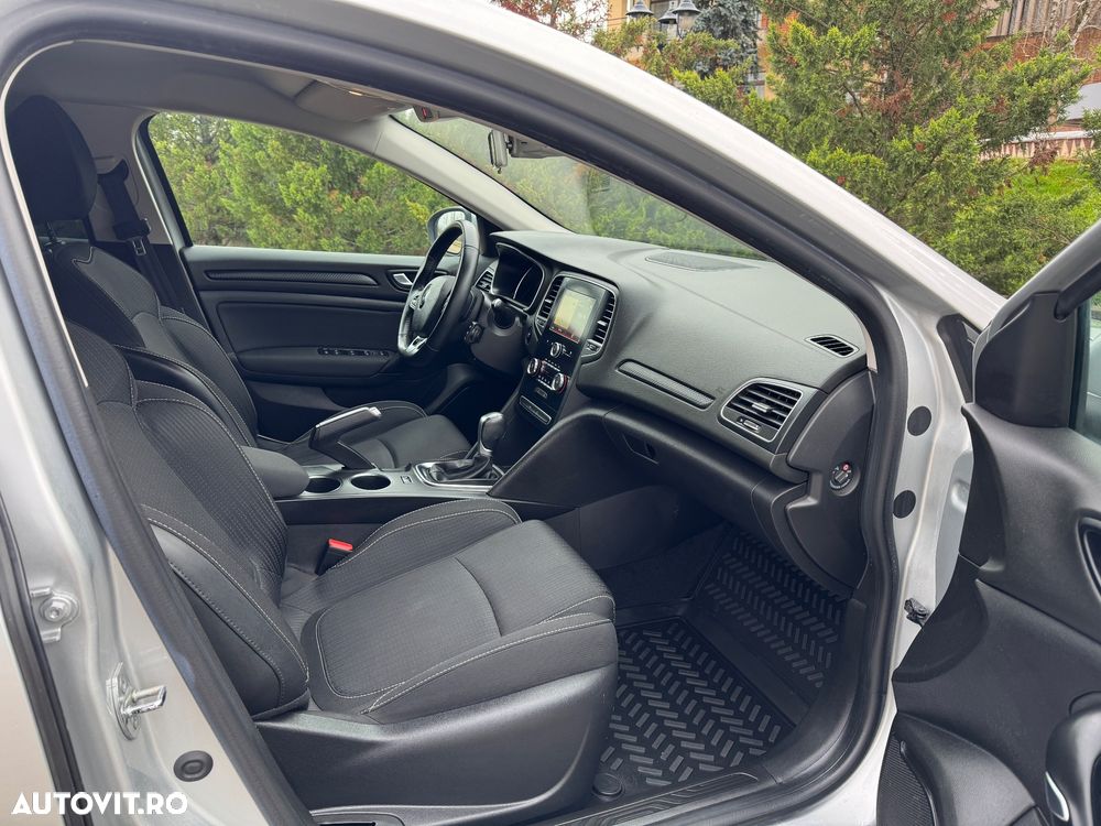 Renault Megane Blue dCi 116 EDC Intens - 19