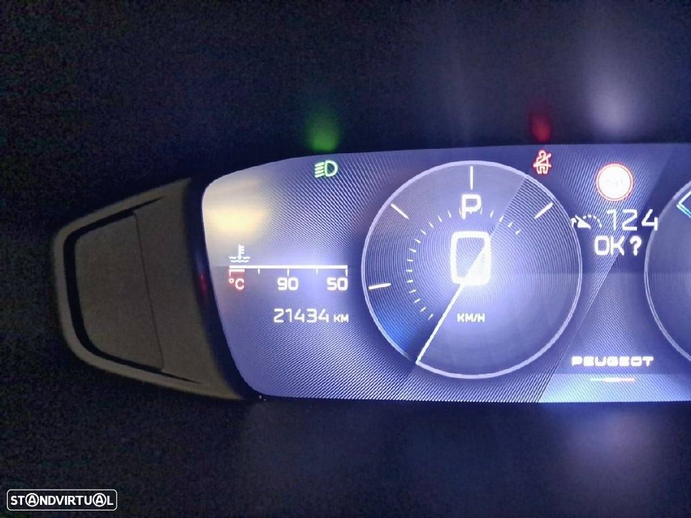 Peugeot 408 1.2 Hybrid Allure e-DCS6 - 13