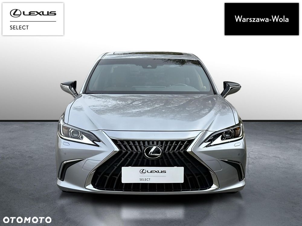 Lexus ES 300h Business Edition - 8