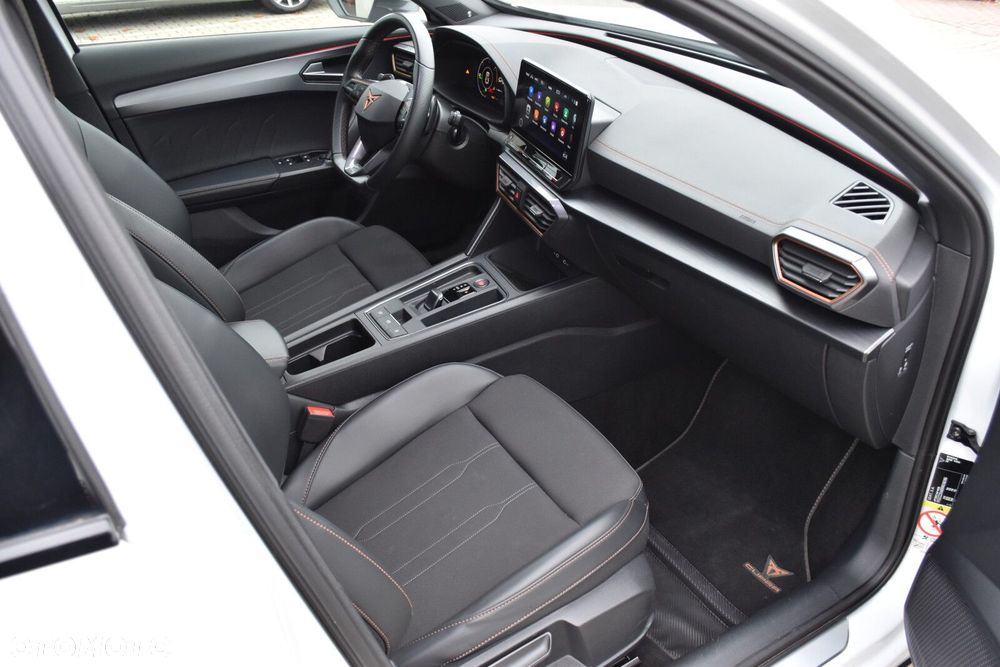 Cupra Formentor 1.4 e-Hybrid DSG - 31