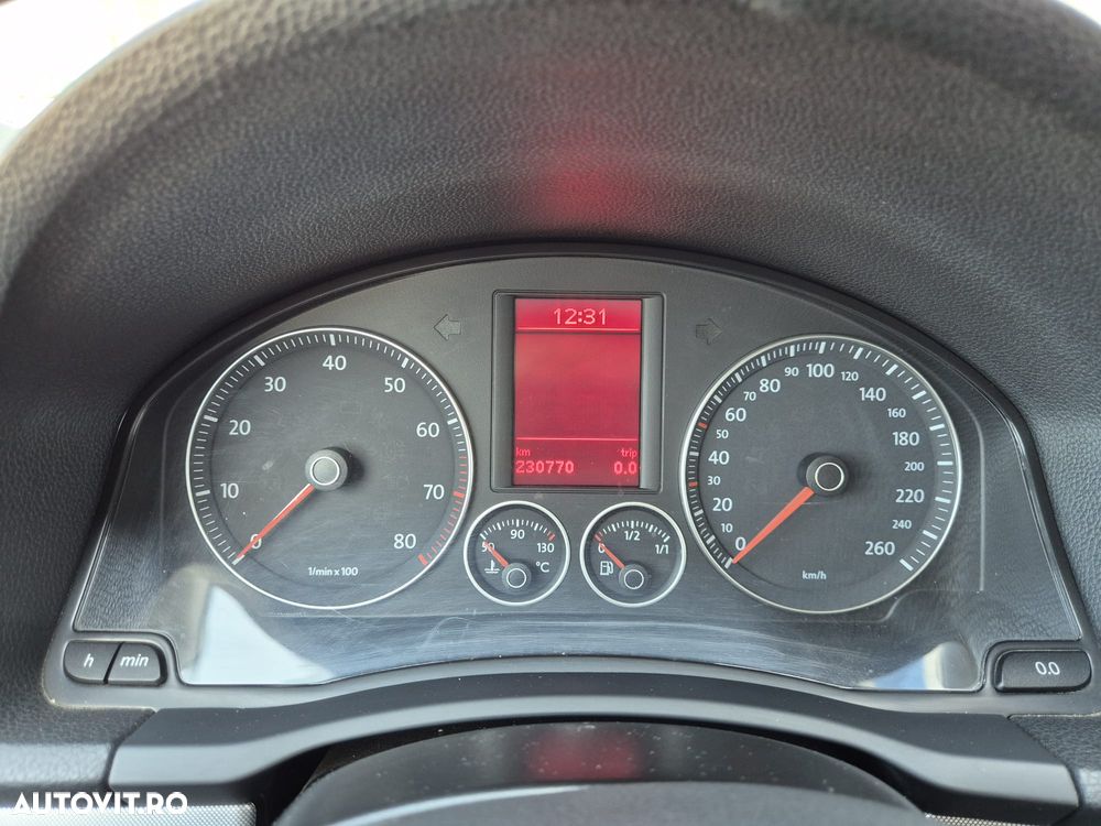 Volkswagen Jetta 1.4 TSI Comfortline - 4