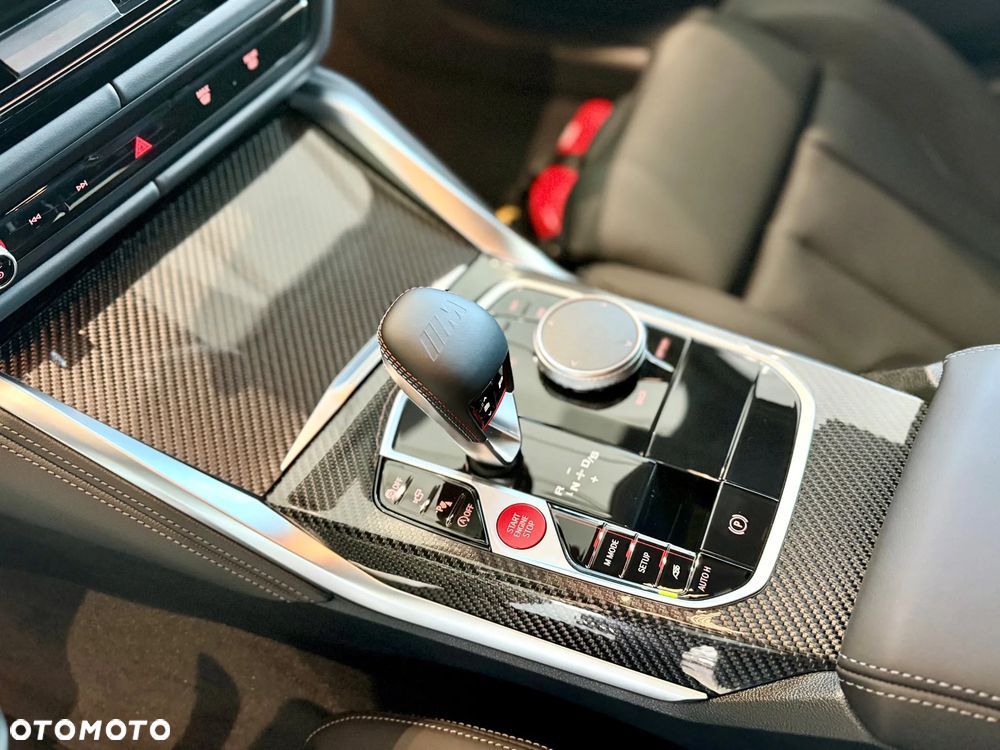 BMW M3 Competition M xDrive - 11