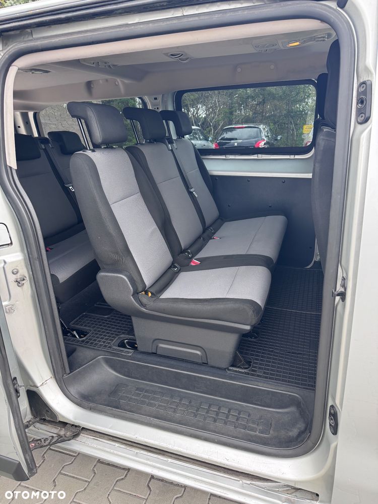 Peugeot Expert - 8