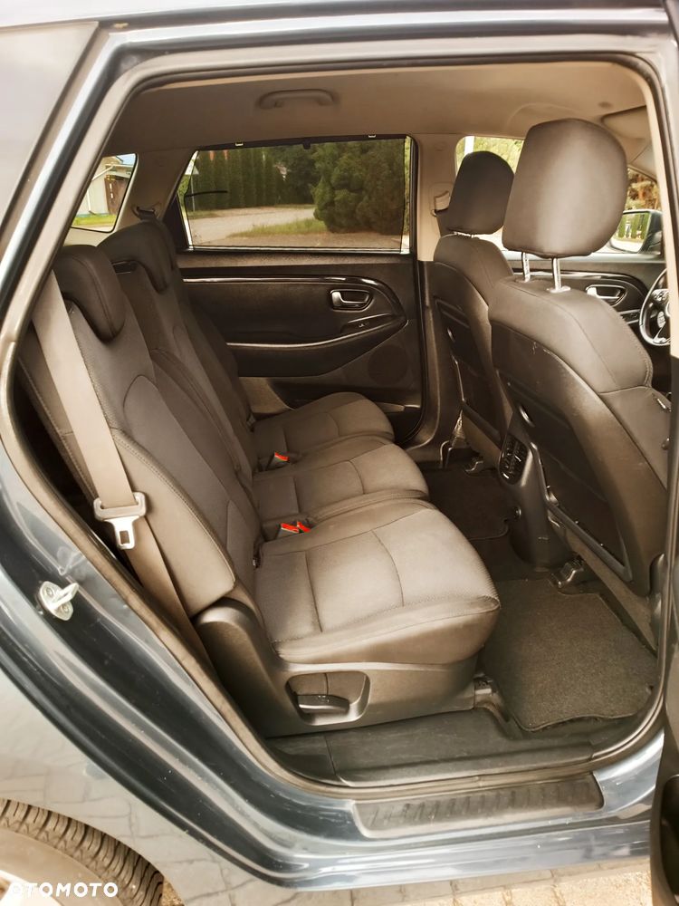 Kia Carens 1.6 GDI L 7os EU6 - 20