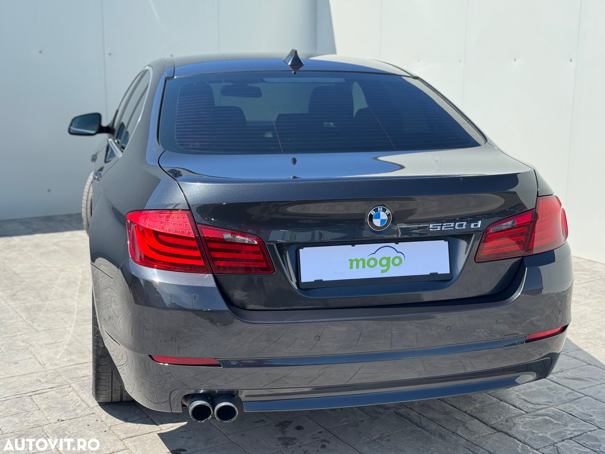 BMW Seria 5 520d Aut. Modern Line - 13
