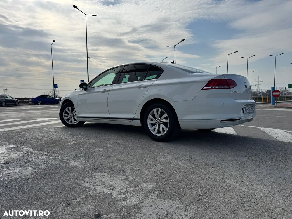 Volkswagen Passat - 3