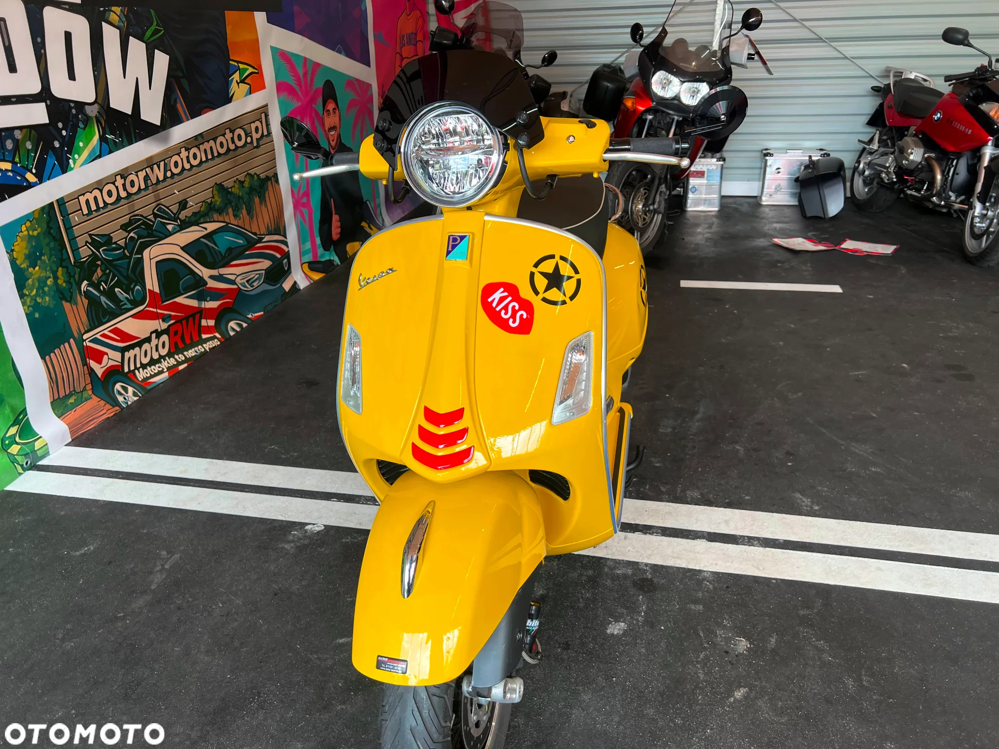 Piaggio Vespa - 28