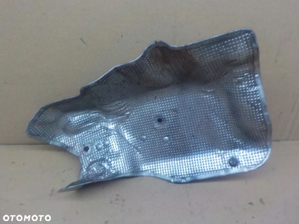 TOYOTA AVENSIS T29 1.6D OSŁONA TERMICZNA 857545807 - 2