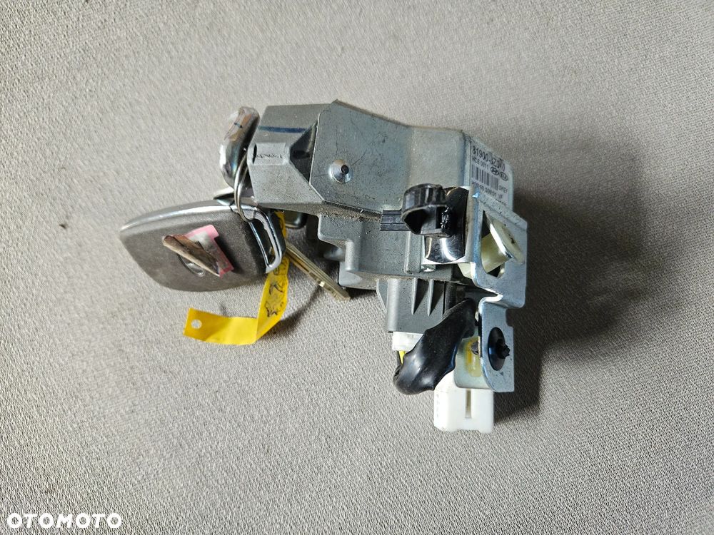 Blokada rygiel kierownicy kluczyk HYUNDAI i40 81900-3Z000 - 1
