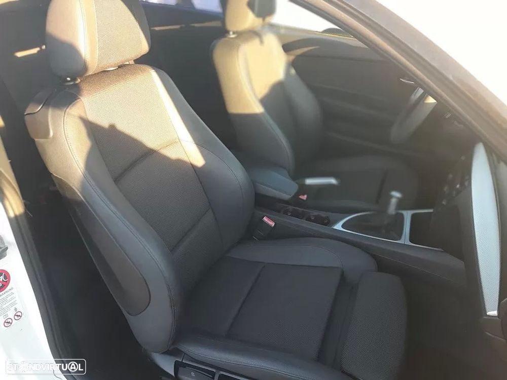 BMW 118 d Line Sport - 24