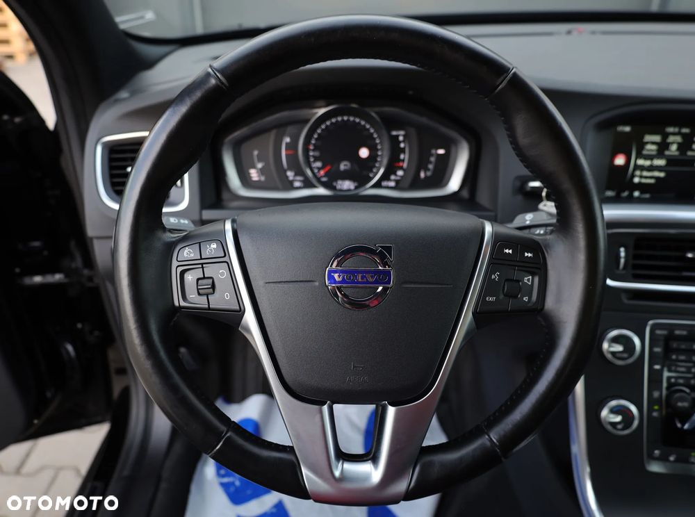 Volvo S60 T5 Drive-E Summum - 9
