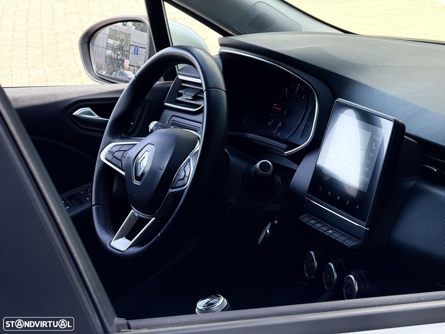 Renault Clio 1.5 Blue dCi Intens - 11