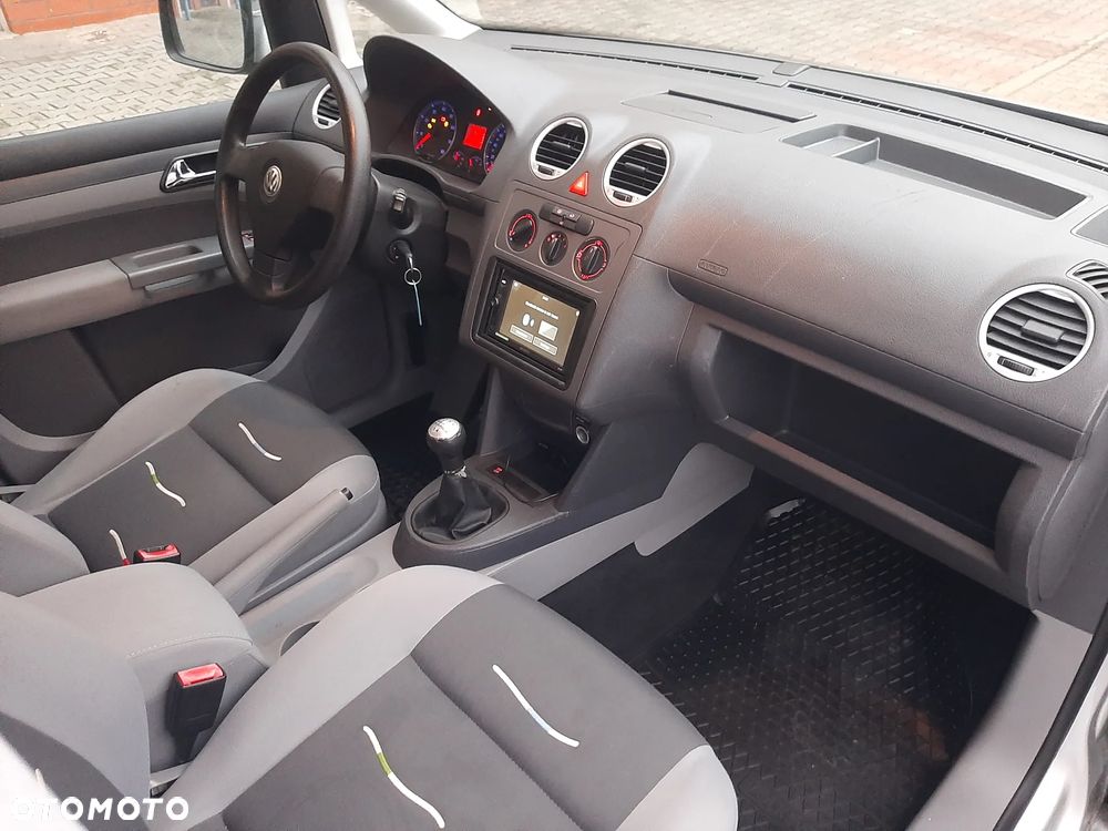 Volkswagen Caddy Life - 14