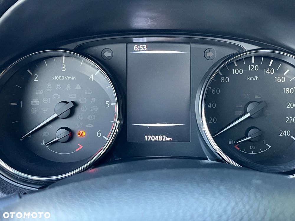 Nissan Qashqai - 14
