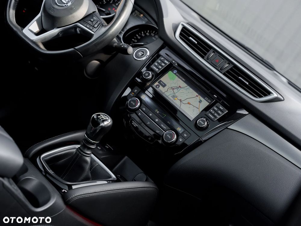 Nissan Qashqai 1.6 DIG-T TEKNA+ - 21