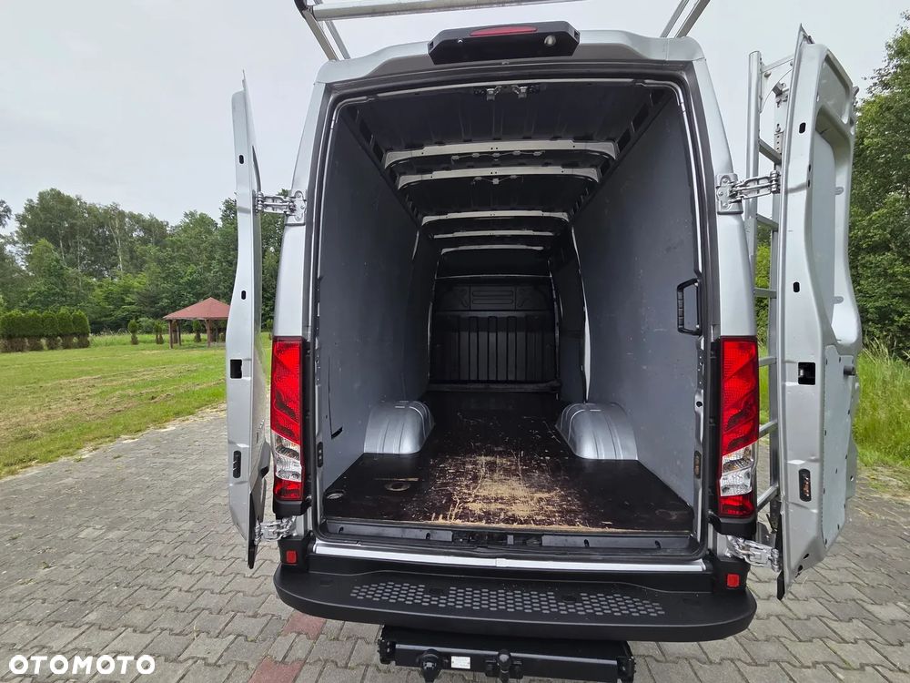 Iveco 35C17 - 25