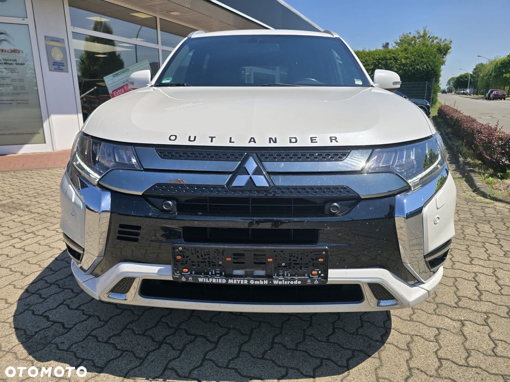 Mitsubishi Outlander 2.4 4WD Top - 3
