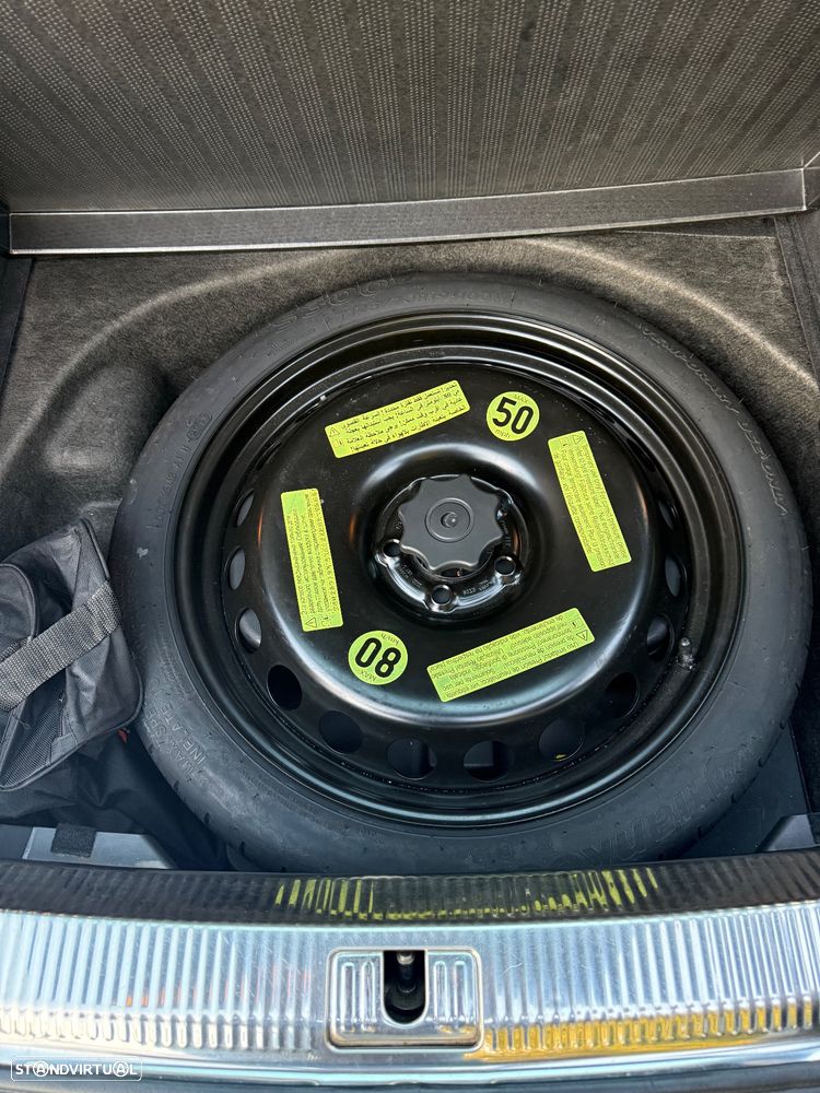 Audi A4 Avant 2.0 TDI Business Line S-line - 11