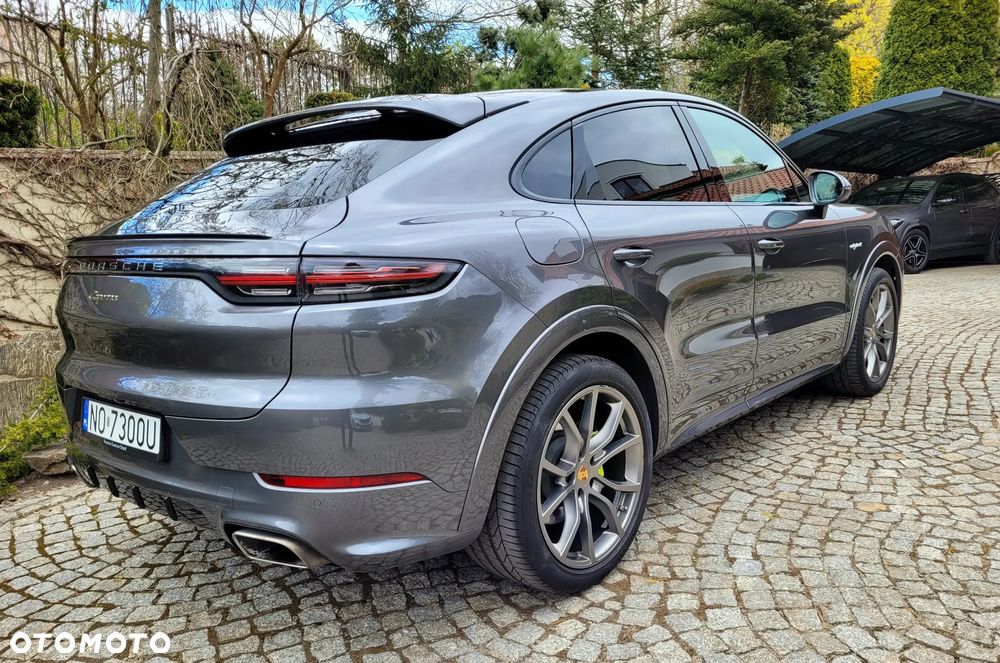Porsche Cayenne E-Hybrid - 6