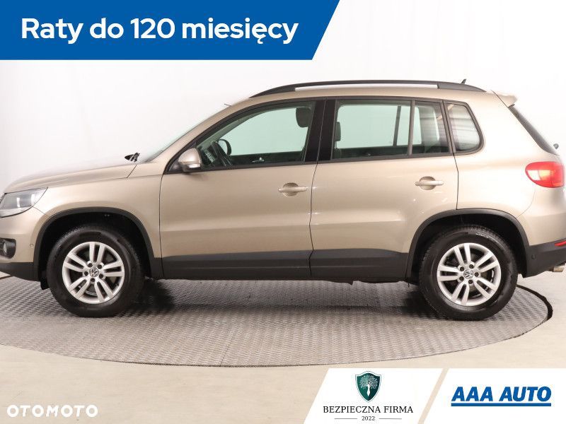 Volkswagen Tiguan - 4