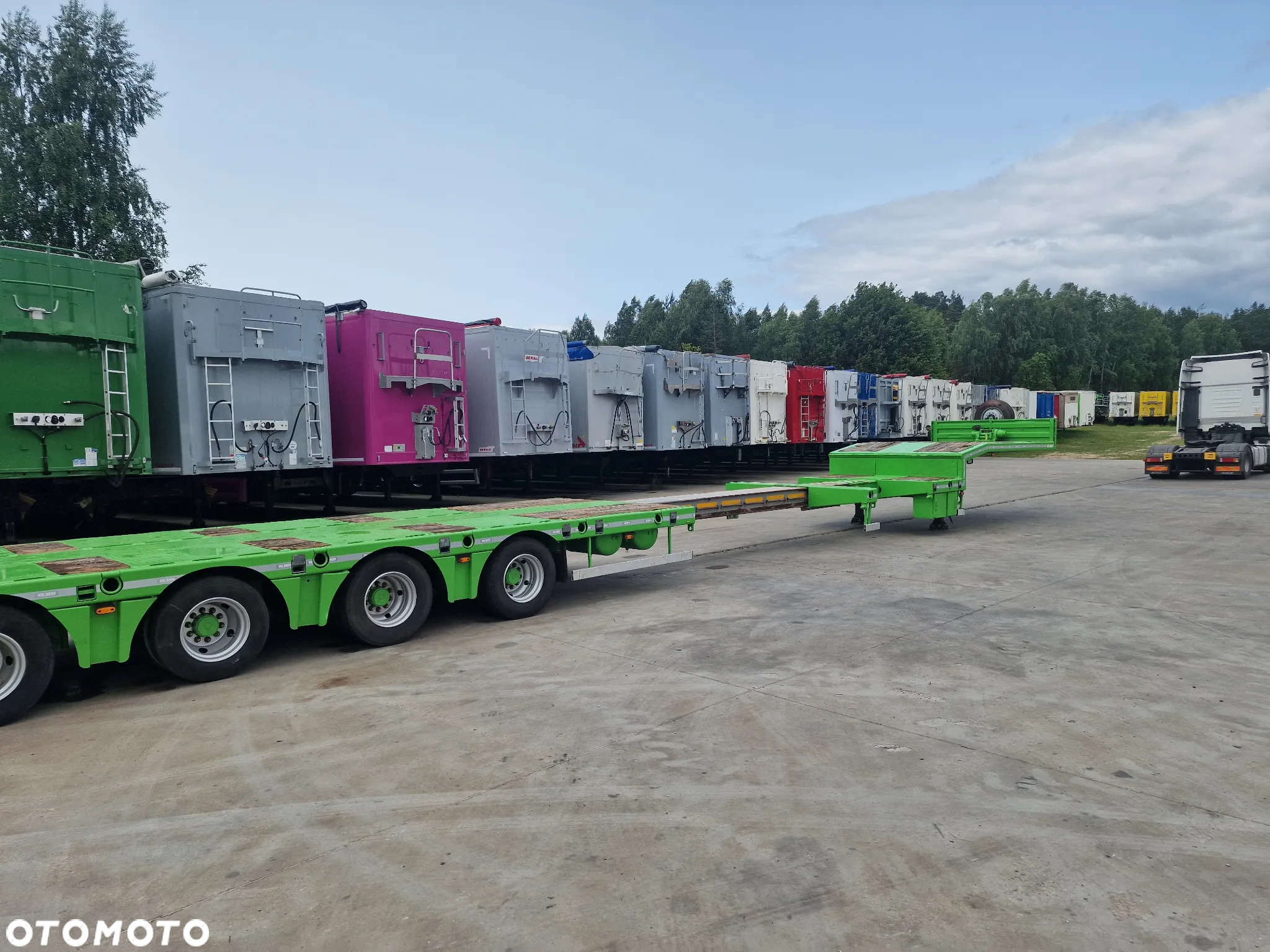 Kel-Berg Niskopodwoziowa 4-osiowa Rozciągana do 19,30 Poszerzana Najazdy Własna Hydraulika Wciągarka 58000 kg - 15
