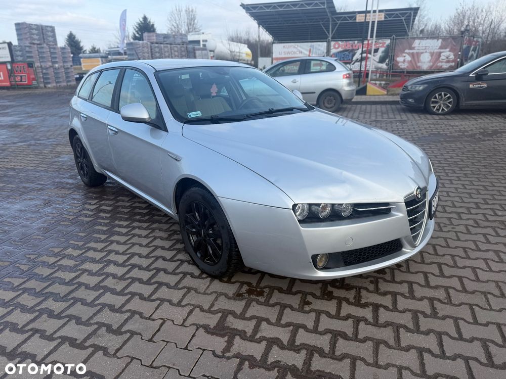 Alfa Romeo 159 1.9 JTDM 8V DPF Distinctive - 4