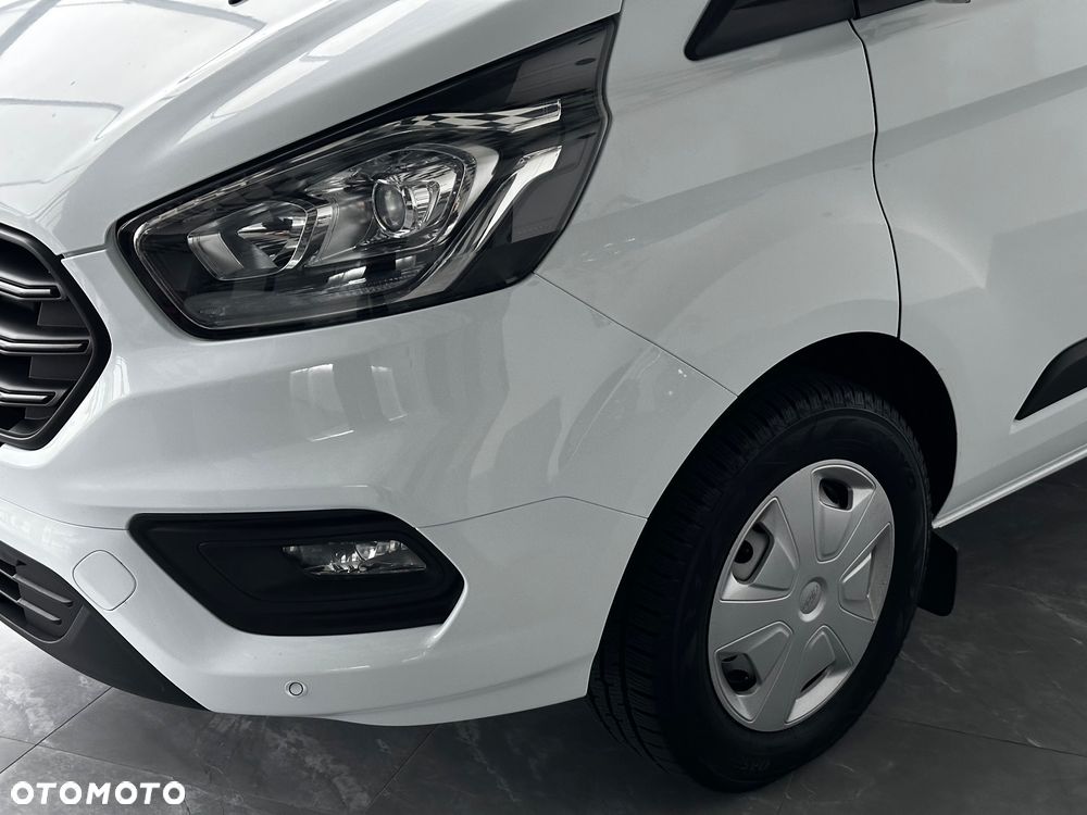 Ford Transit Custom - 11