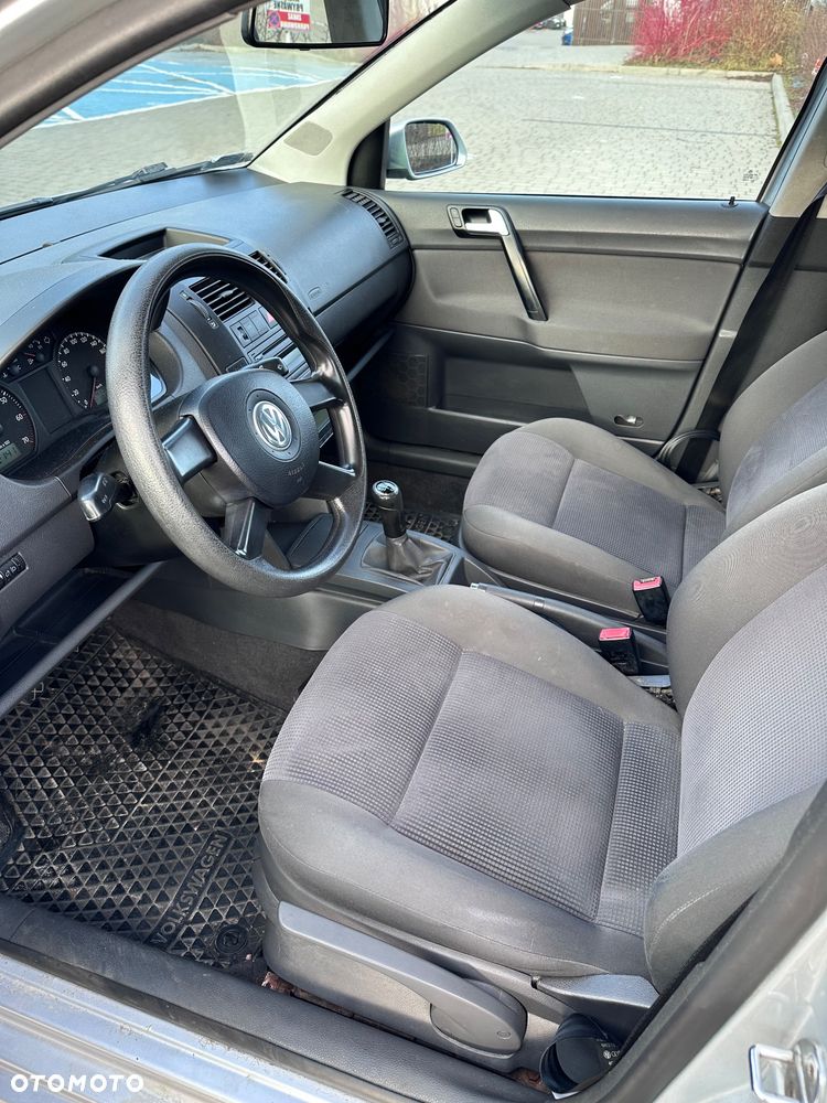 Volkswagen Polo - 5
