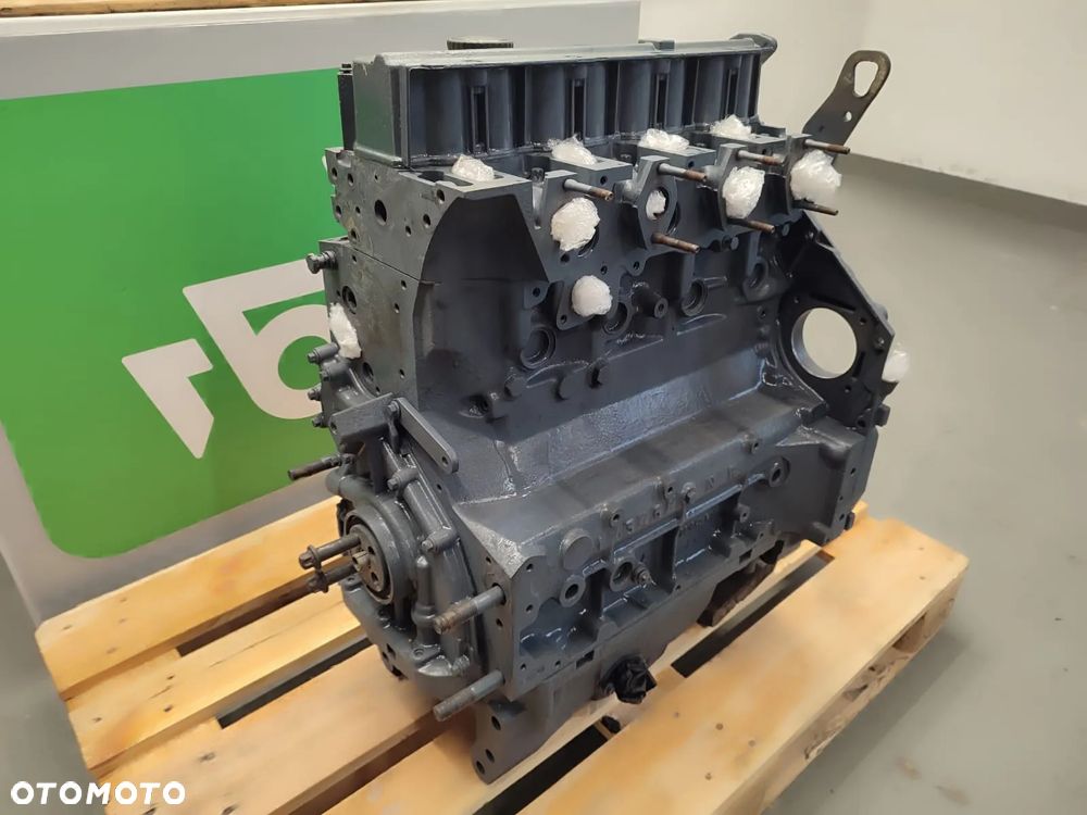 Słupek silnika FENDT 309 BF4M 1012EC - 4