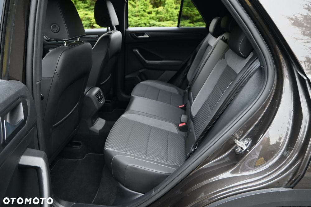 Volkswagen T-Roc 2.0 TDI SCR 4MOTION DSG R-Line - 27
