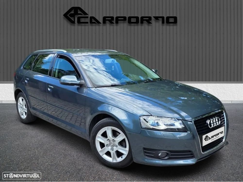 Audi A3 Sportback 2.0 TDi Attraction — fotografia 2