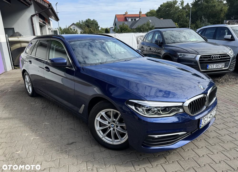 BMW Seria 5 520i Sport Line - 6
