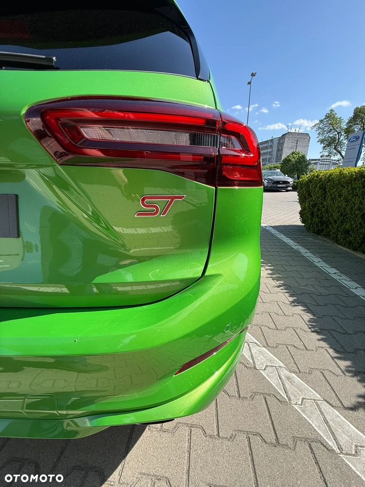 Ford Focus 2.3 EcoBoost ST X - 11