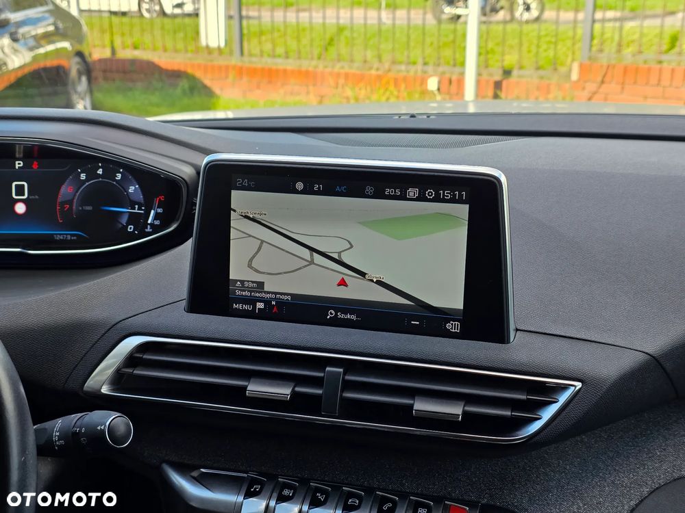 Peugeot 3008 1.2 PureTech GPF Allure S&S EAT8 - 19