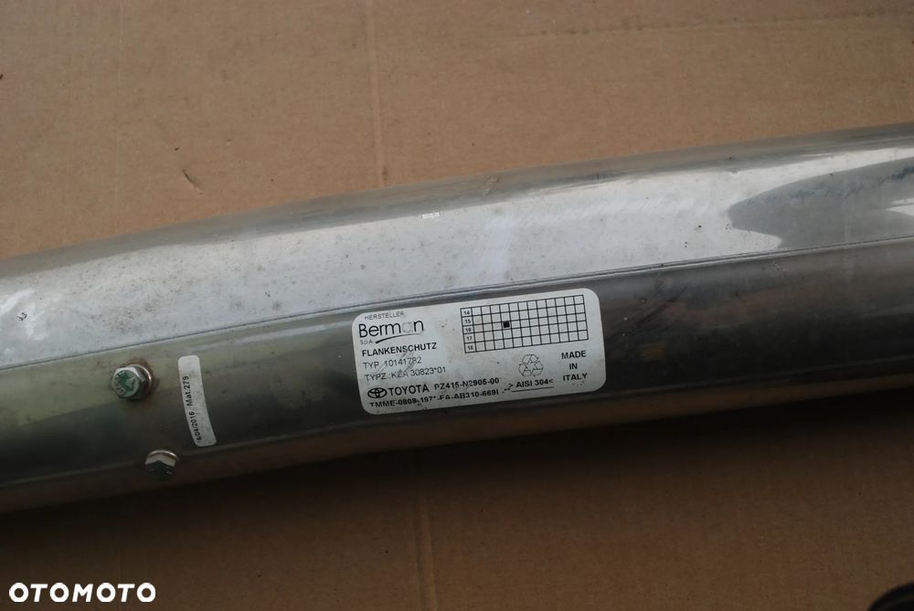 TOYOTA HILUX CHROM STOPIEŃ ORUROWANIE PZ415-N2905-00 - 9